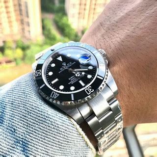 rolex submersible reddit.